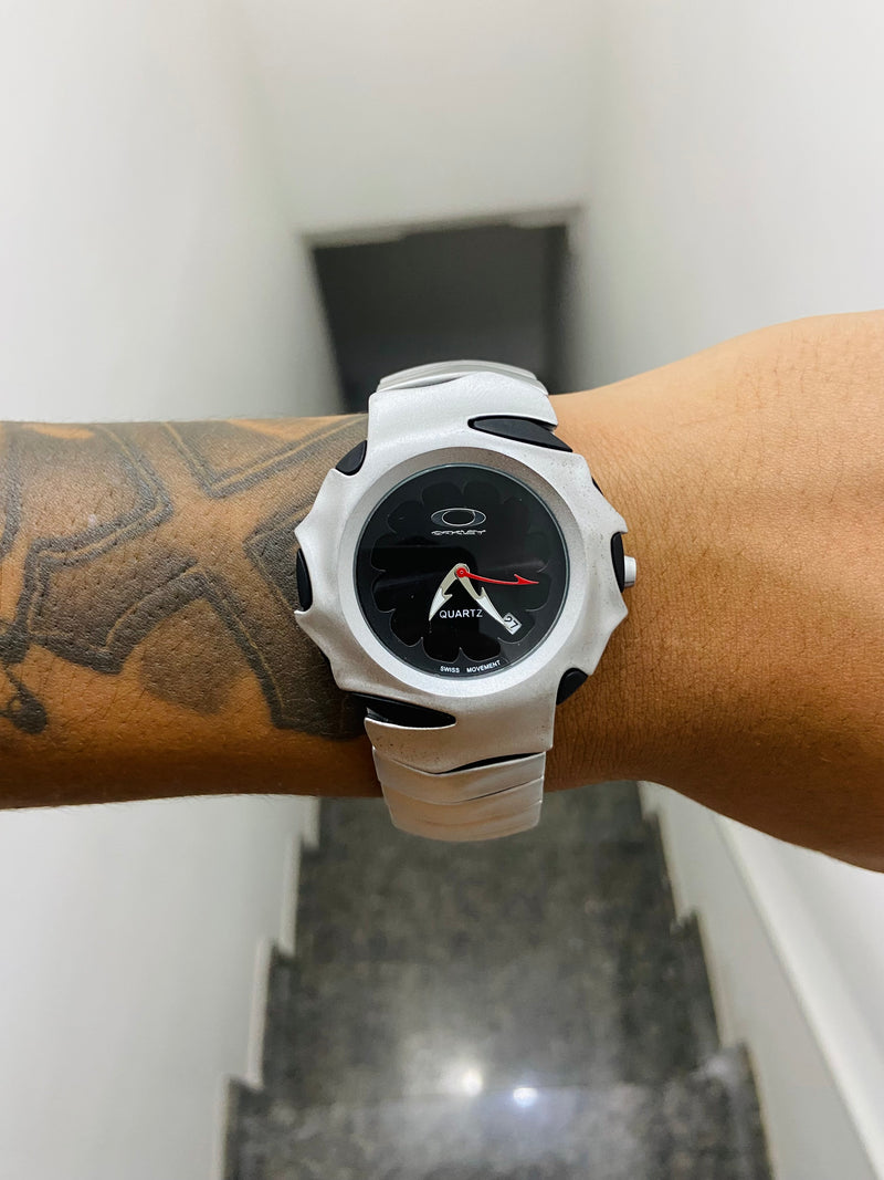 Relógio Blade Branco e Preto