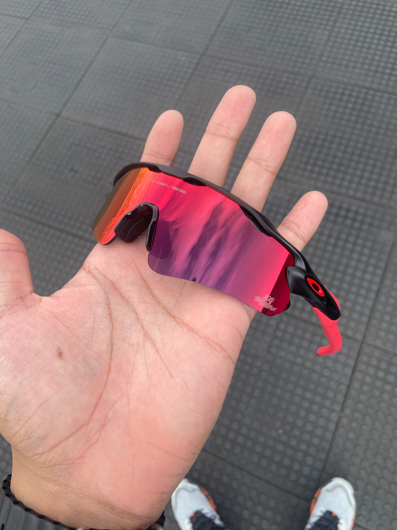 Óculos de sol Radar Ev 100 Thieves Lente Torch (vermelho escuro)