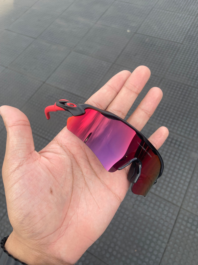Óculos de sol Radar Ev 100 Thieves Lente Torch (vermelho escuro)
