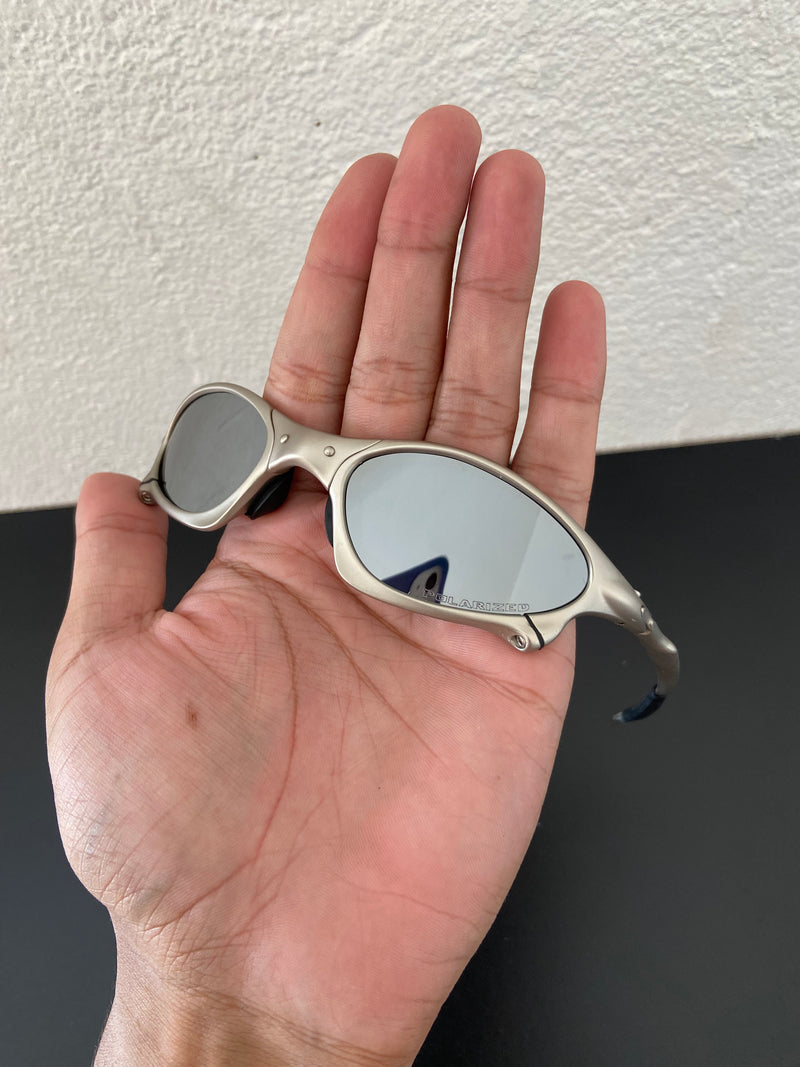 Óculos de Sol Penny Plasma Lentes Cinza Espelhado