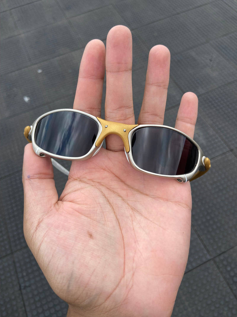 Óculos de Sol Juliet 24k Lentes Black Kit Branco