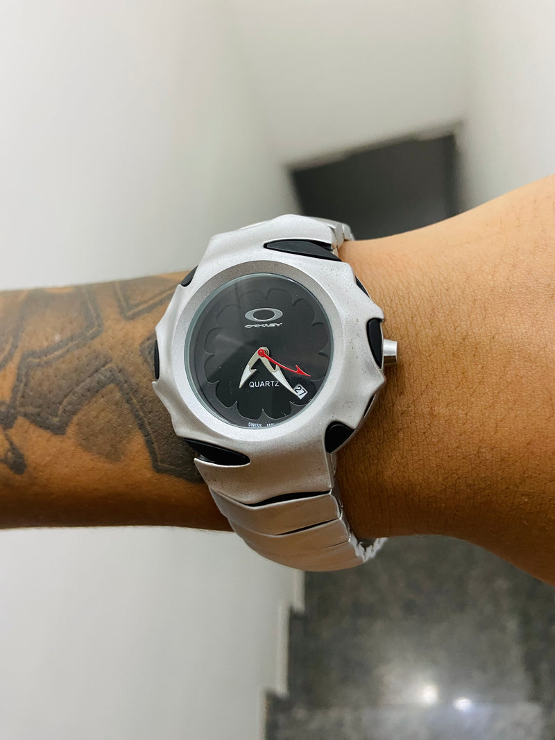 Relógio Blade Branco e Preto